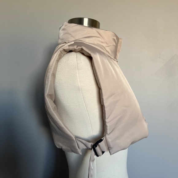 COS Padded Puffer Mock Neck Cropped Vest Insert Scarf Pink Layer underneath coat - Picture 2 of 9